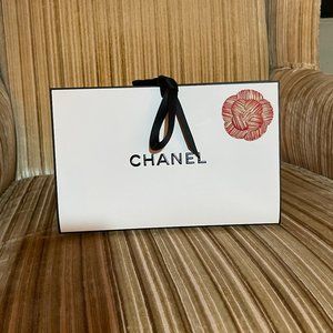 Chanel cute small gift box / folder with red camellia